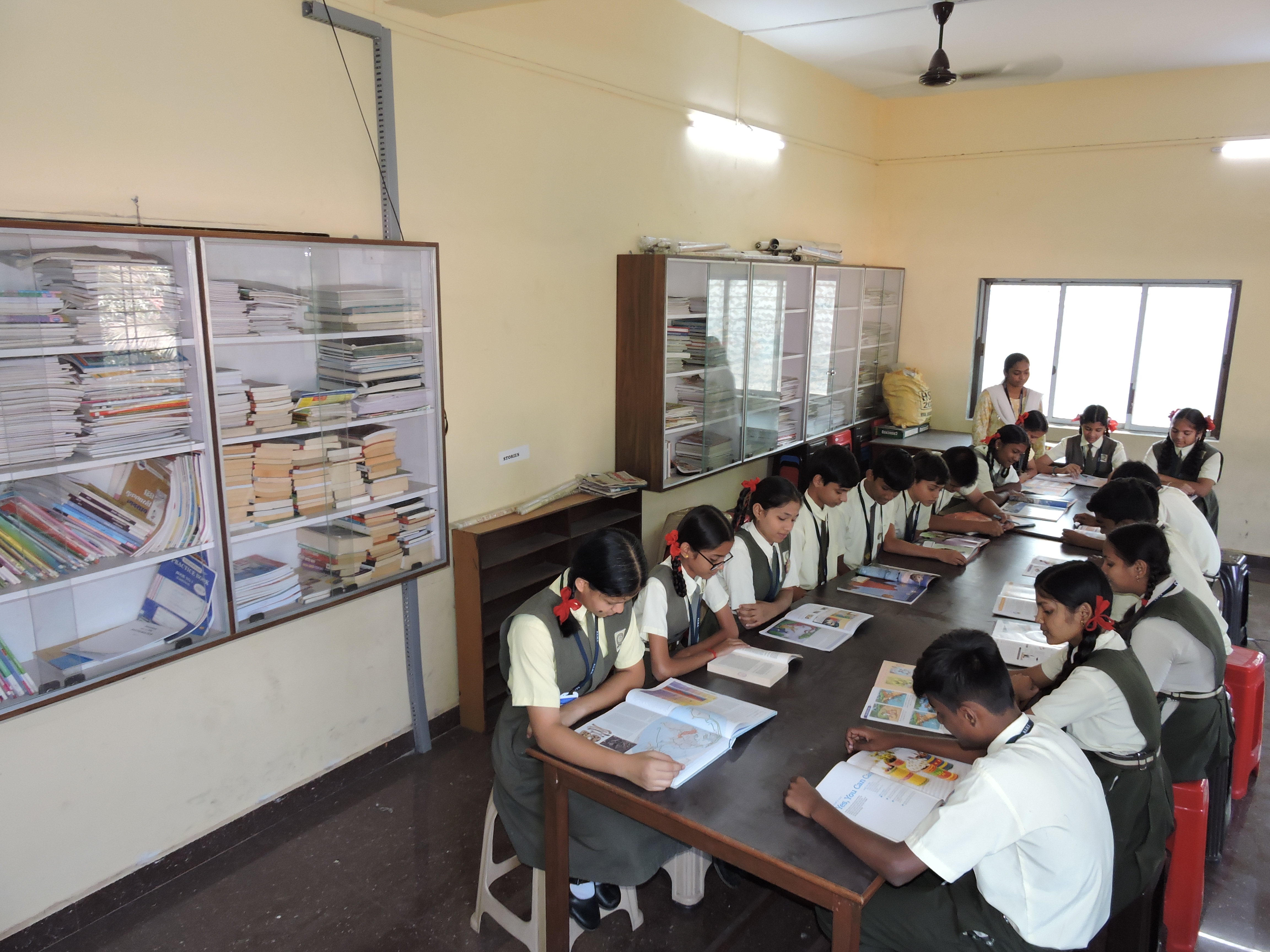 Labs & Library - Rotary School Uran